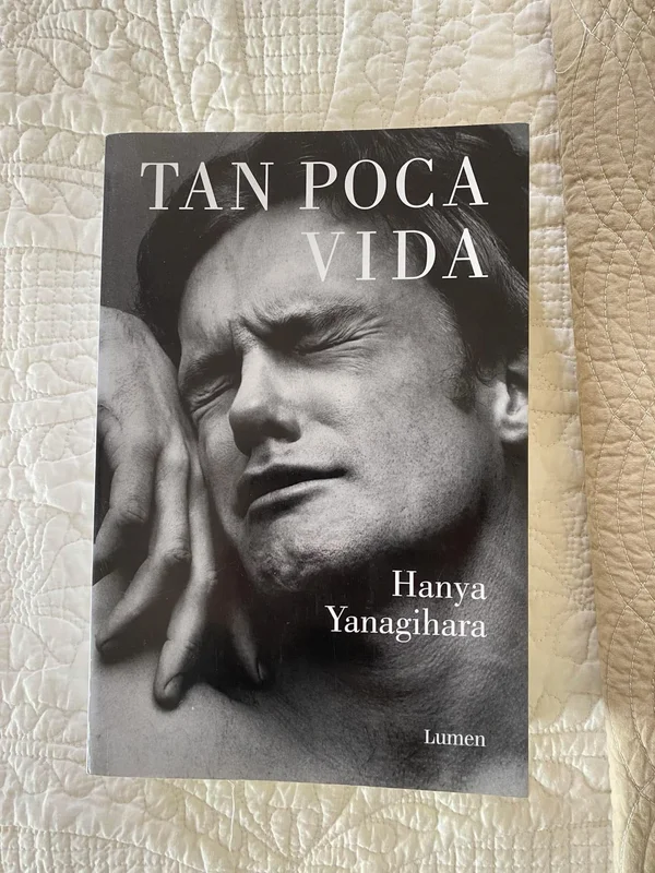 Portada de Tan poca vida